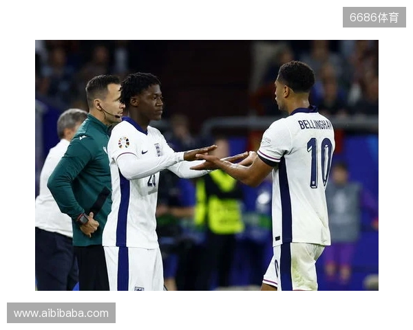 斯基拉:那不勒斯计划通过冬窗买中场,目前看上梅努等5人 斯基拉:那不勒斯计划通过冬窗买中场,目前看上梅努等5人